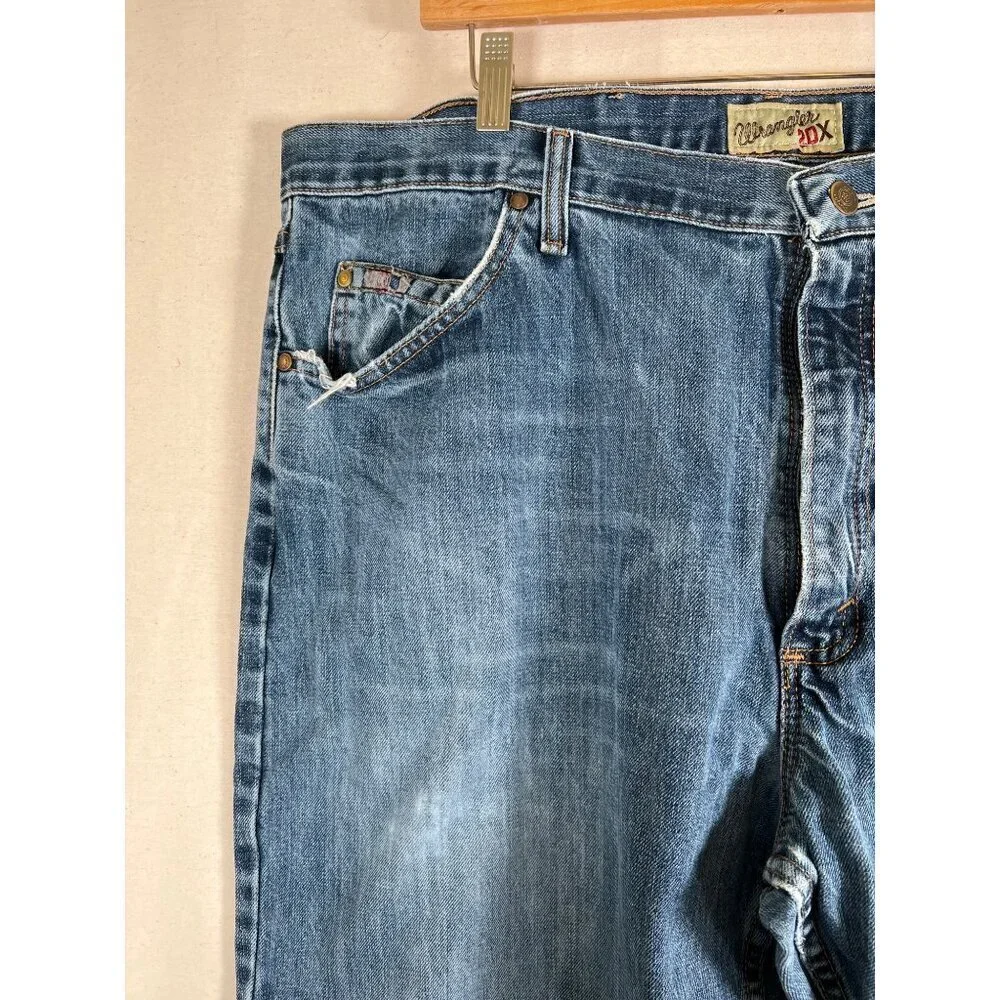 Wrangler Mens 01MWX 20X 01 Competition Jean River Wash‎ 40x32 Cowboy Distressed